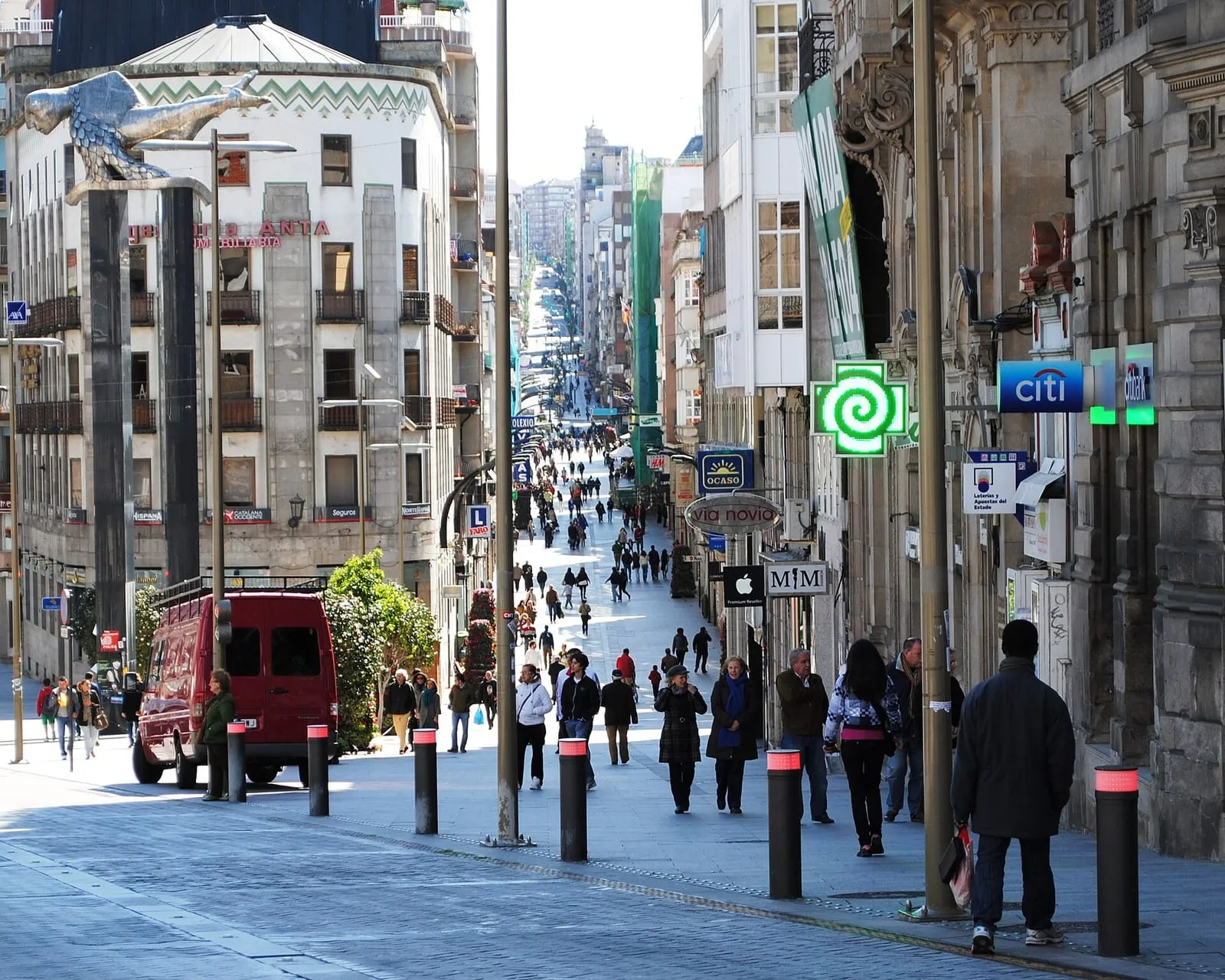 Vigo aprueba la tasa turística más barata de Galicia: qué cambia y desde cuándo