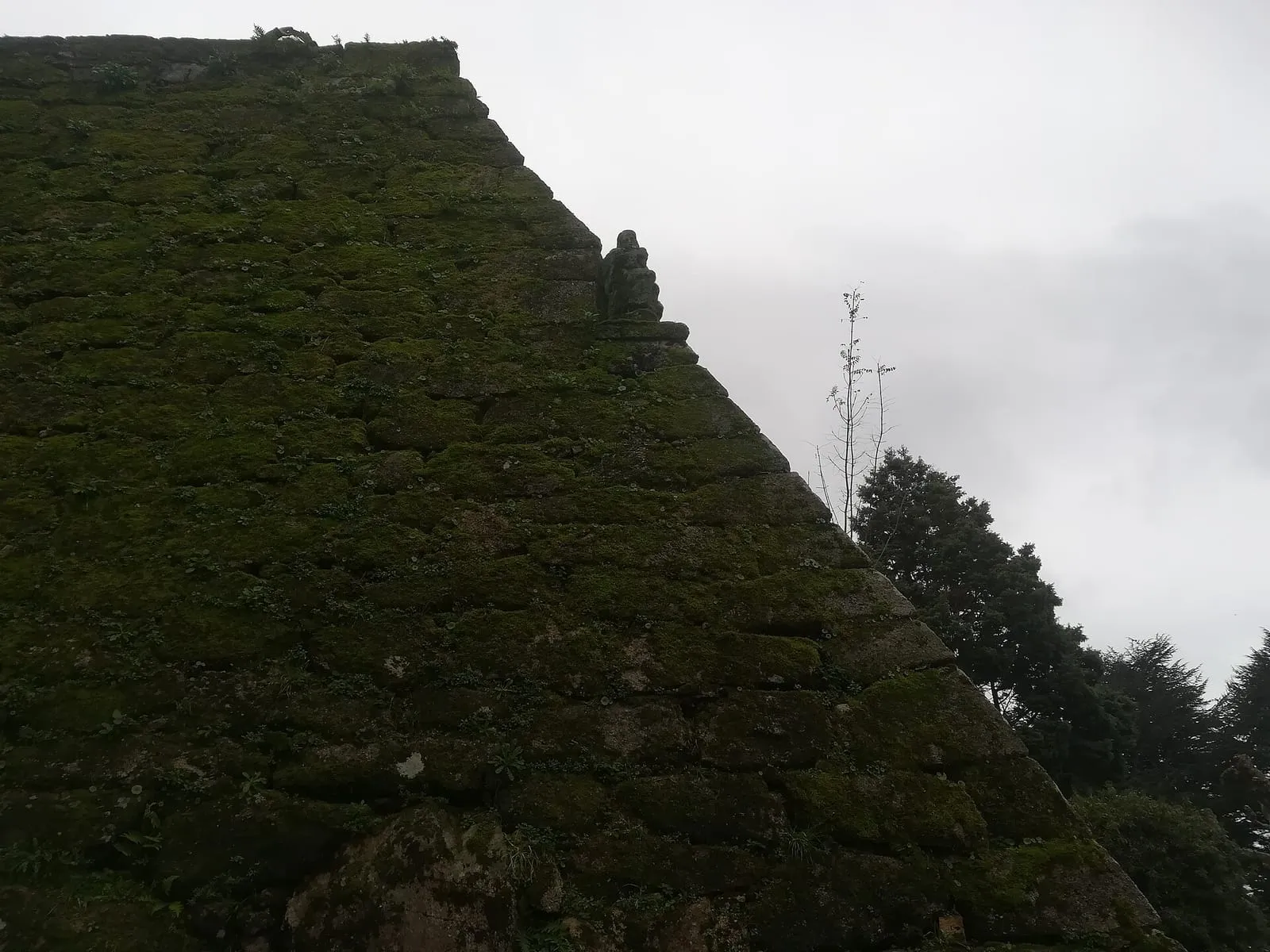 Vista de la ría de Vigo desde los jardines del Monte do Castro