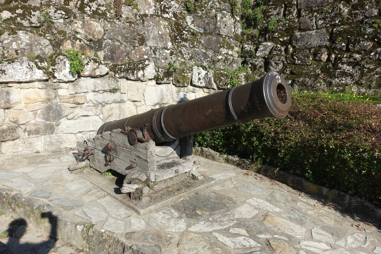 Muralla de la fortaleza de San Sebastián en el Monte do Castro de Vigo